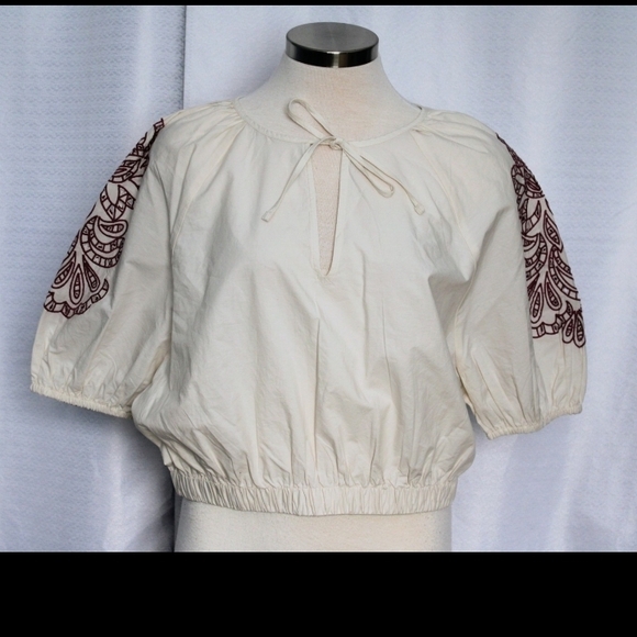 Universal Thread Tops - Boho Medium Embroidered Cream Womens  Viral New Summer Granola Blouse